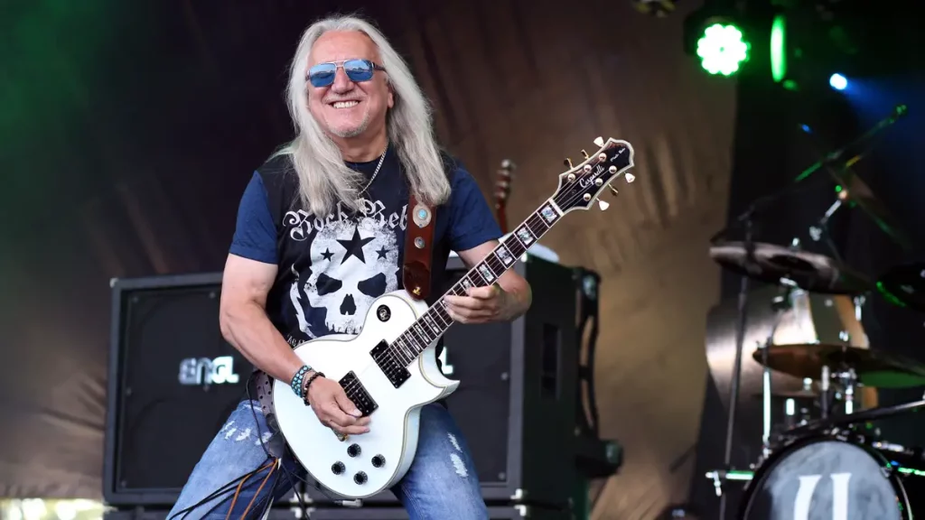 mick box uriah heep guitar player